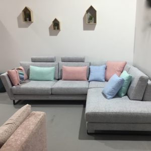 Tapisseria Sofà i Chaiselongue.