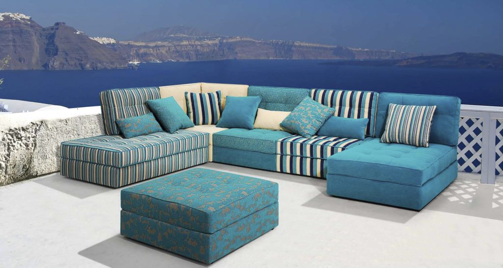 Tapisseria indoor & outdoor.