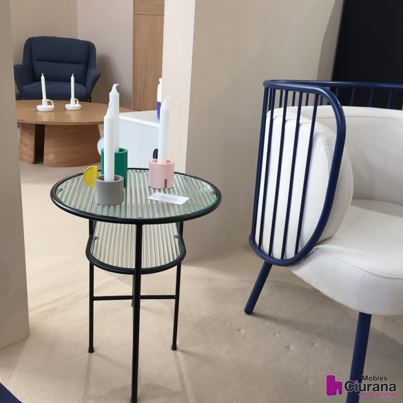 Auxiliar la sal i el pebre.